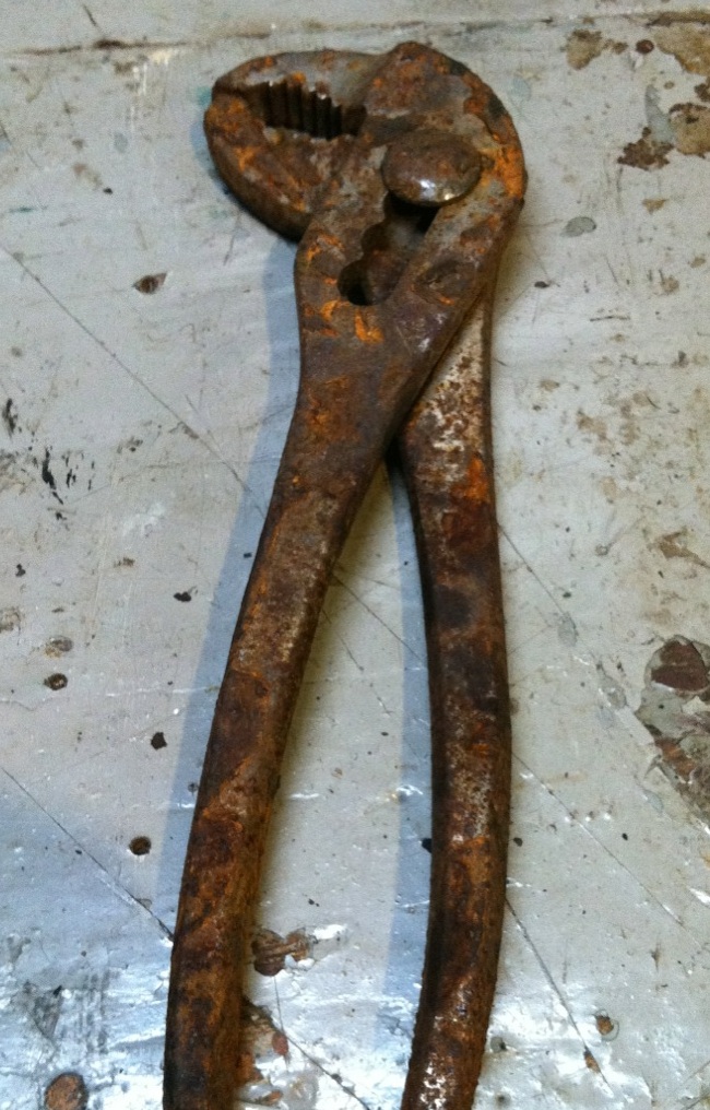 Rusty pliers